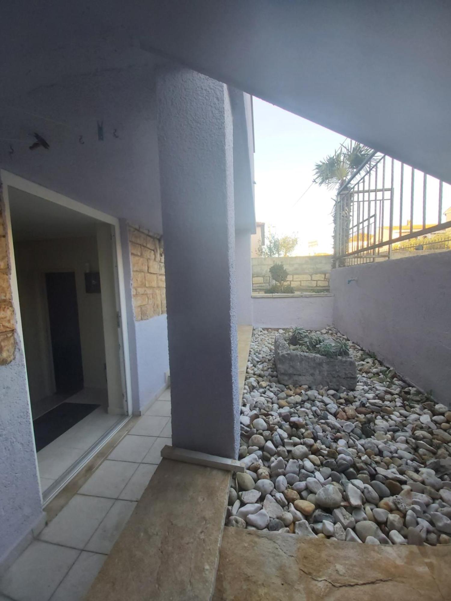 Apartman Luce With Shared Pool *